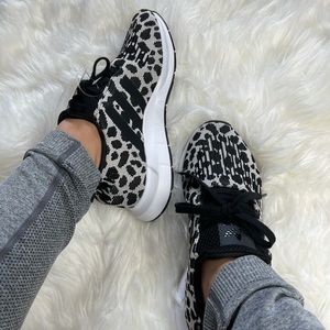 Adidas NWT Swift Run Cheetah Print